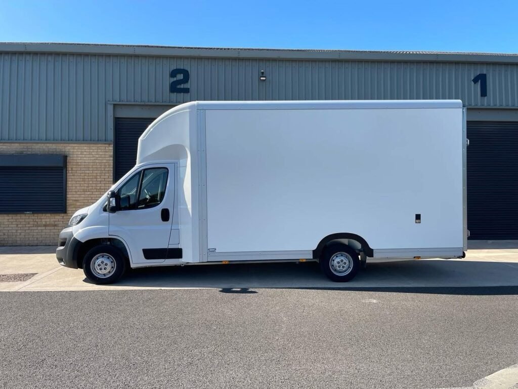 Man and Van in Seven Sisters